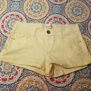 Size 9 Light Yellow Shorts
